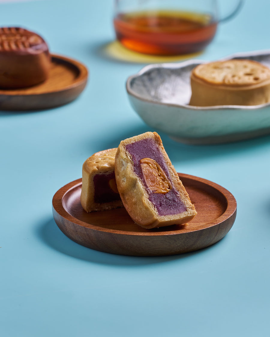 Moonman x Kitsby Mooncake Set