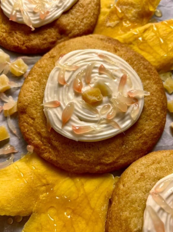 lovecookies.nyc - Mango Pomelo Cheesefoam Cookie