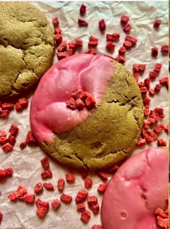 lovecookies.nyc - Hojicha Strawberry Mochi Cookie