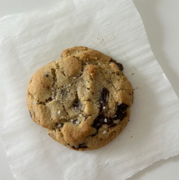 k.tch.n - Salted Pistachio and Almond Flour Chocolate Chunk Cookie